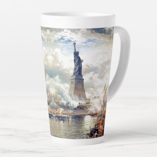 New- Yorkfreiheitsstatue Hafen kennzeichnet Latte Milchtasse (Rechte Ecke)