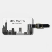 New Yorkskyline-grauer moderner personalisierter Gepäckanhänger (Vorderseite horizontal)