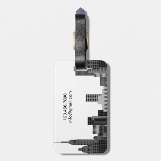 New Yorkskyline-grauer moderner personalisierter Gepäckanhänger (Rückseite vertikal)