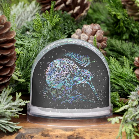 NEW ZEALAND KIWI PAUA CHRISTMAS ORNAMENT SCHNEEKUGELN (Winter)