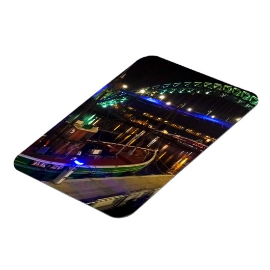 Newcastle Magnet (Linke Seite)