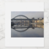 Newcastle Quayside und die Tyne Bridge Weinetikett (Einzelnes Label)