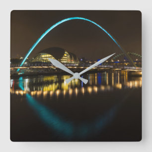 Newcastle-Uhr Quadratische Wanduhr