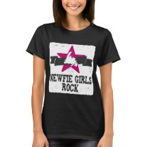 Newfie Mädchen-Felsen