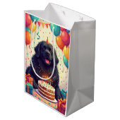 Newfoundland-Geburtstagsfeier Mittlere Geschenktüte (Rückseite Schrägansicht)