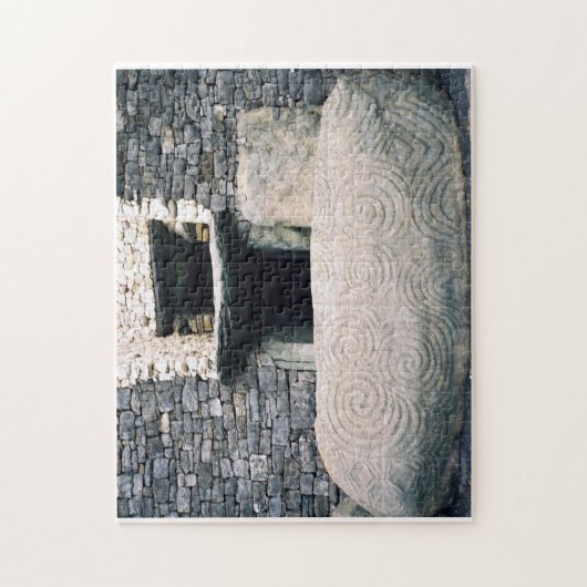 Newgrange Megalithengrab, Irland Puzzle (Vertikal)