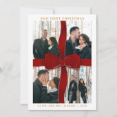 Newlywed Our First Christmas Red Bow Photo Holiday Einladung (Vorderseite)