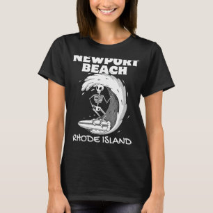 NEWPORT BEACH RHODE ISLAND Surf Retro Wave Vintag T-Shirt