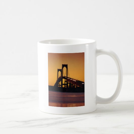 Newport-Brücke, RI Kaffeetasse (Rechts)