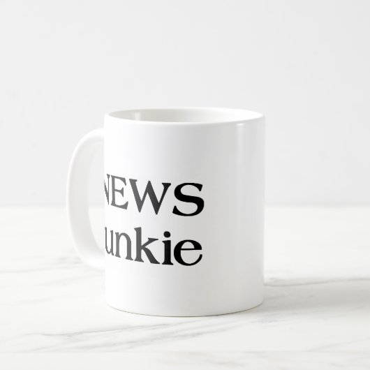 News-Junkie-Schlüsselanhänger Kaffeetasse (Vorderseite Links)