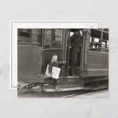 Newsboy Riding Trolley, 1910 Postkarte (Vorne/Hinten)