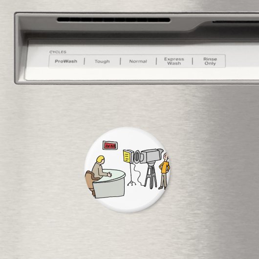 Newscaster Reporting live im Studio Magnet (In Situ (Geschirrspüler))