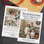 Newsletter der Weihnachtszeit-Familie Foto Feiertagskarte<br><div class="desc">Erleben Sie den Zauber der Ferien mit diesem zeitgenössischen Weihnachtsdesign, inspiriert durch das Aussehen einer Vintagen Titelseite. Das Layout zeichnet sich durch eine kühne Schlagzeile aus, die "Frohe Weihnachten und Glück im neuen Jahr" wünscht, gerahmt durch elegante Typografie und eine klassische Schwarzweiß-Pressemöglichkeit. Zahlreiche Fotos ermöglichen es Ihnen, Ihre Familienportraits, Ansammlungen...</div>