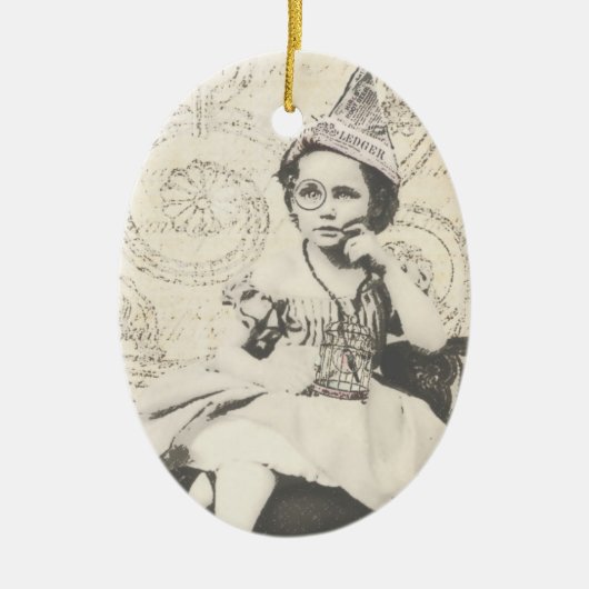 Newspaper Hat Gal Keramikornament (Vorne)