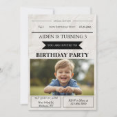 Newspaper Style Custom Photo Birthday Einladung (Vorderseite)