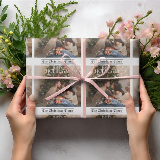 Newspaper What A Year Holiday Photo Christmas Geschenkpapier