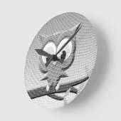 Newsprint-Schüssel in Schwarz und Weiß Runde Wanduhr (Winkel)