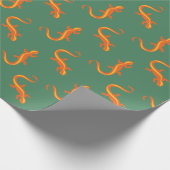 Newt Brigade Wrapping Paper - grün Geschenkpapier (Ecke)