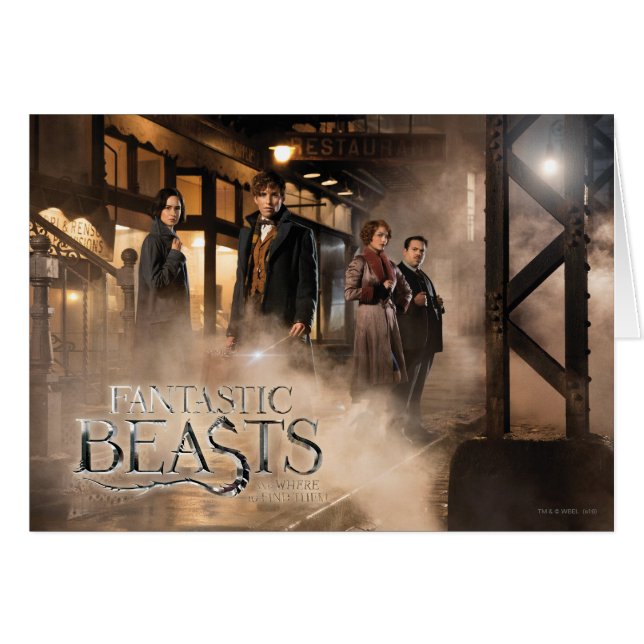 NEWT SCAMANDER™ & Co. am Bahnhof (Vorderseite (Horizontal))