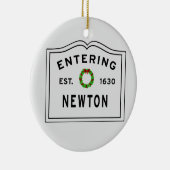 Newton, MA Holiday Wreath Keramik Ornament (Rechts)