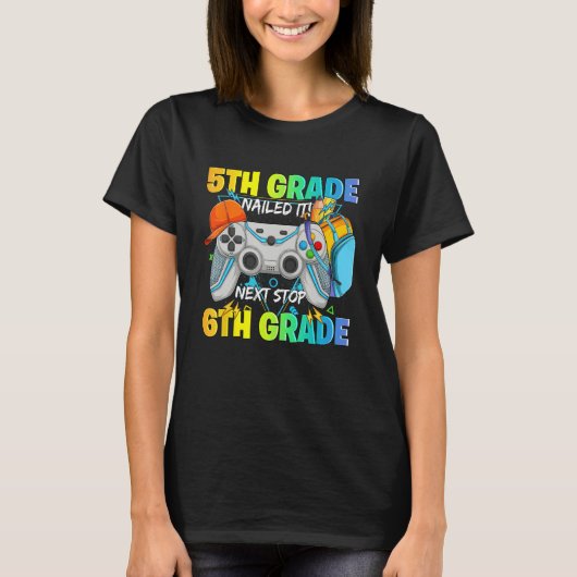 Next stop 6th grade 5th grade nailed it Graduate V T-Shirt (Vorderseite)