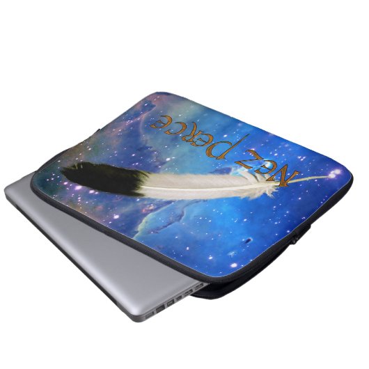 NEZ PERCE Nation & Feather Space Laptop Sleeve (Vorne Knopf)