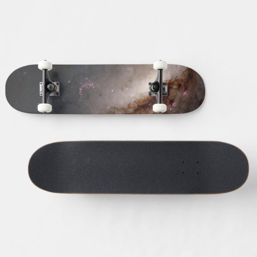Ngc 4258 in der Intensivsternbildung. Skateboard (Horizontal)