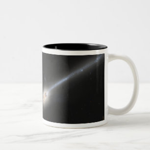 NGC 4676, alias die Mäusegalaxien Zweifarbige Tasse