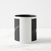 NGC 4676, auch bekannt als die Mäuseggalaxien Tasse (Zentrum)