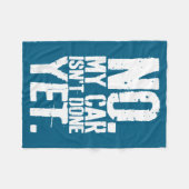 Nge No My Car Is Not Done Yet Funny Mechanic Garag Fleecedecke (Vorderseite (Horizontal))