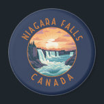 Niagara Falls Canada Retro Distressed Circle Magnet<br><div class="desc">Niagara Falls in einem Vektor Art Stil. Die Lage am Ufer des Westerns des Niagara River überblickt den Horseshoe Falls,  den weitläufigsten Abschnitt der Kaskaden.</div>