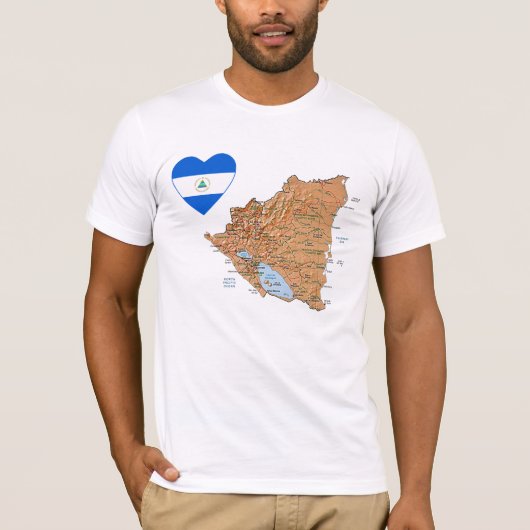 Nicaragua-Flaggen-Herz und Karten-T - Shirt (Vorderseite)