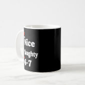 Nice Naughty 6 7 Meme Funny Christmas Six Seven Xm Kaffeetasse (Vorderseite Links)