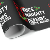Nice Naughty Depends Wer Frage Weihnachten Geschenkpapier (Rolleneckpunkt)