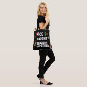 Nice Naughty Depends Wer Frage Weihnachten Tasche (Am Model)