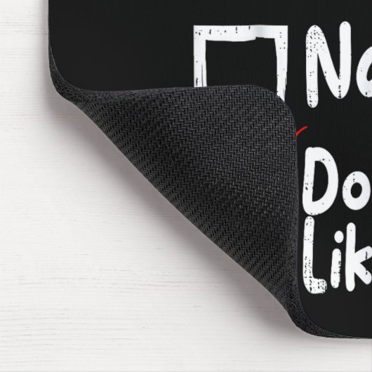 Nice Naughty Do I Look Like I Care Funny Christmas Mousepad (Ecke)