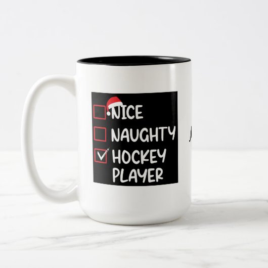 Nice Naughty Hockey Player Weihnachten Zweifarbige Tasse (Links)
