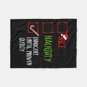 Nice Naughty Innocent bis Proven Guilty Christma Fleecedecke (Vorderseite (Horizontal))