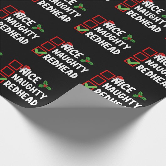 Nice Naughty Redhead Familie Matching Christmas Li Geschenkpapier (Ecke)
