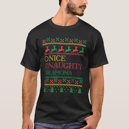 Nice oder Naughty Ramona Weihnachtsname T-Shirt (Vorderseite)
