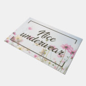 Nice Underwear Fußmatte (Schrägansicht)