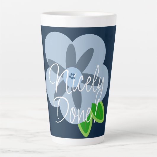 Nicely Done Blue Blume Latte Tasse (Vorderseite)