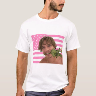 Nicholas chavez mit Rose pink-amerikanischer Flagg T-Shirt