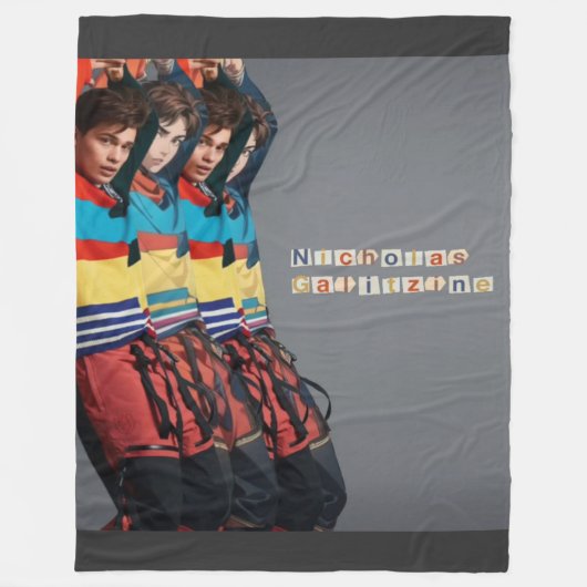 Nicholas Galitzine Fleecedecke (Vorderseite)