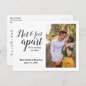 Nicht 1,5 m außerhalb Hochzeitsstimme Save the Dat Postkarte (Vorne/Hinten)