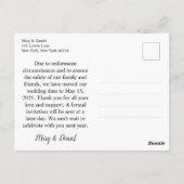 Nicht 1,5 m außerhalb Hochzeitsstimme Save the Dat Postkarte (Rückseite)