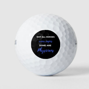 Nicht alle Helden tragen Capes, einige sind Ärzte Golfball