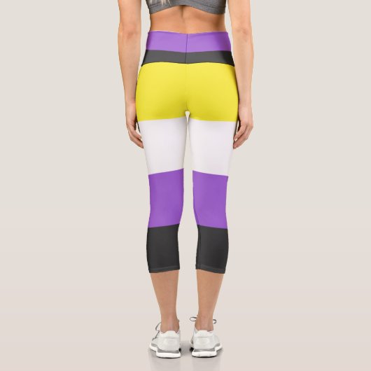 Nicht binäre Flagge Capri Leggings (Rückseite)