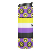 Nicht binäre Strichflagge mit lila Blume Thermosbecher (Nach links gedreht)