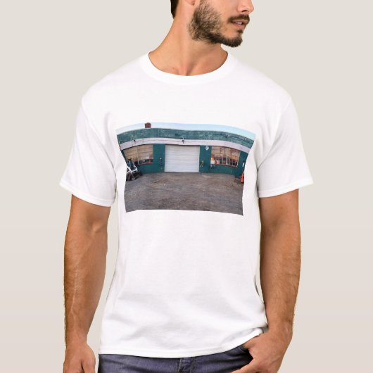 Nicht das Four Seasons Hotel T-Shirt (Vorderseite)